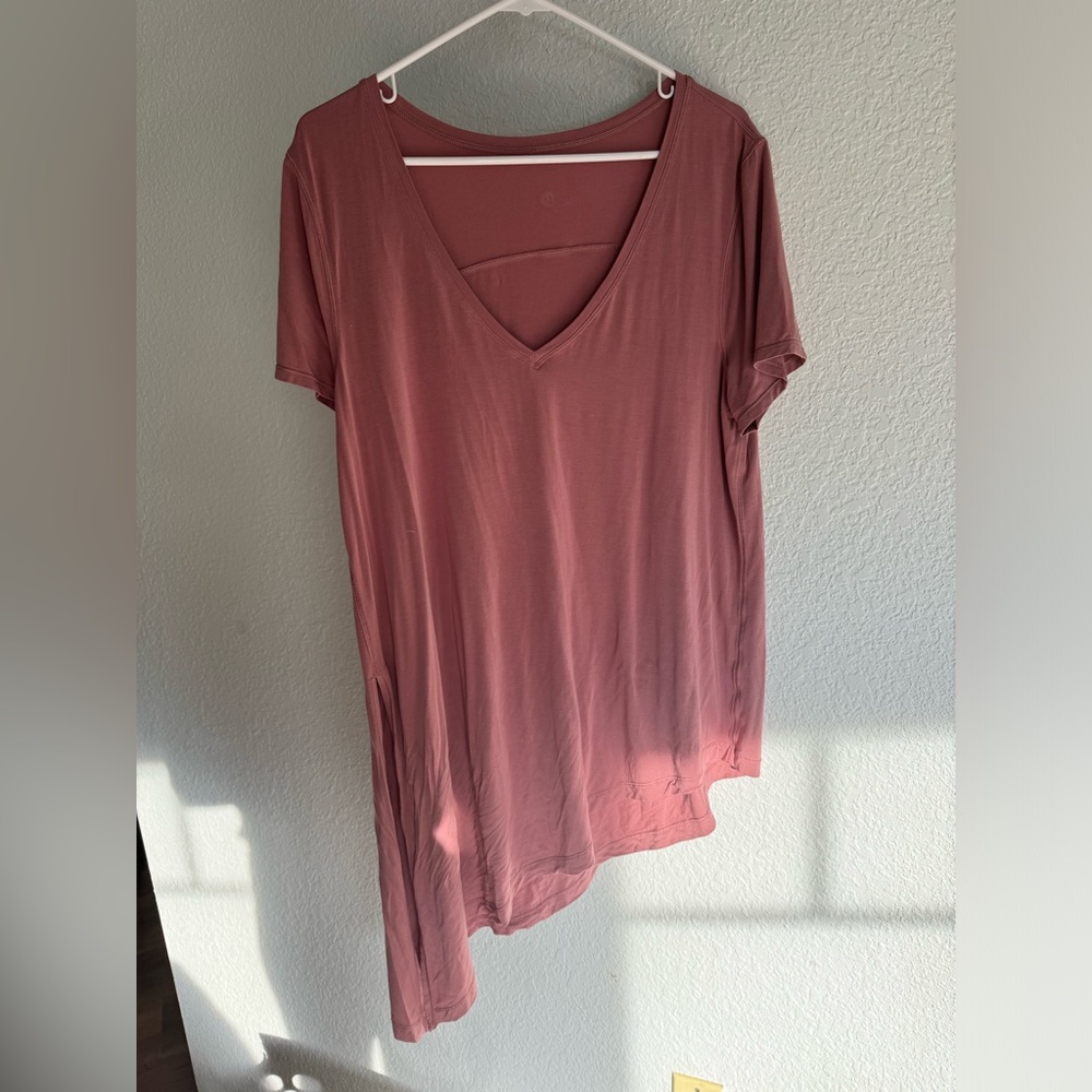 Dusty pink Lululemon T-shirt